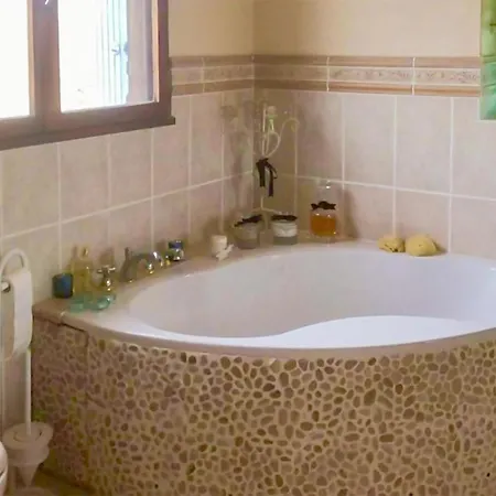 Lovely In With Outdoor Swimming Pool Holiday home